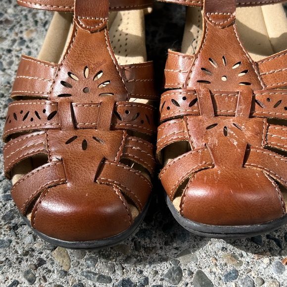 Earth Spirit Sandals - Picture 3 of 7